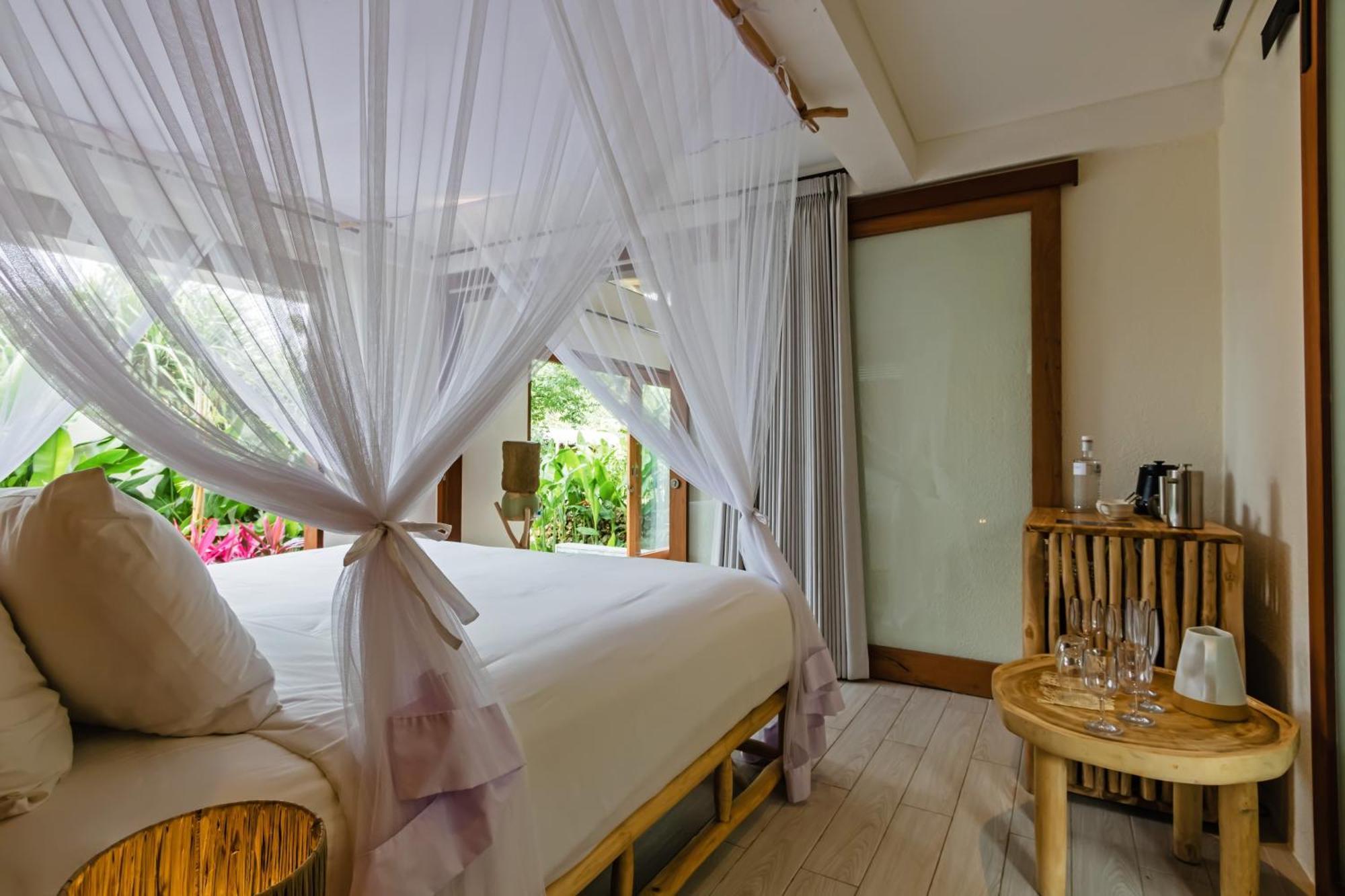 Jellyfish Villas Bingin Beach อูลูวาตู ภายนอก รูปภาพ